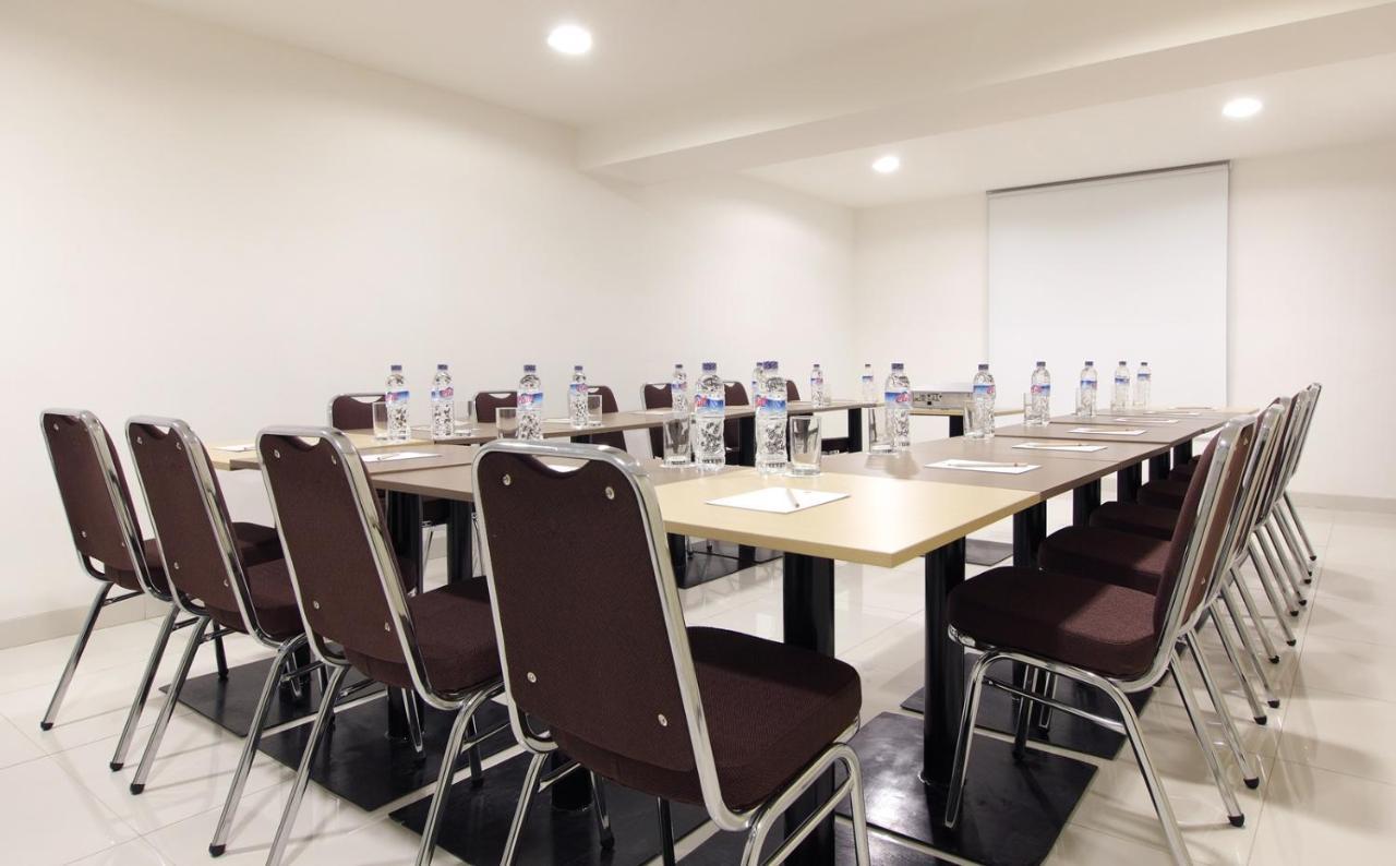 Amaris Hotel Mangga Besar Jakarta Luaran gambar